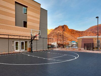 Springhill Suites By Marriott Moab Exterior photo